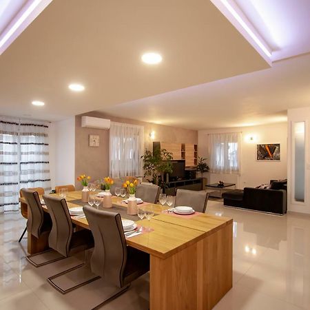 Apartman Nebo Pula Zewnętrze zdjęcie