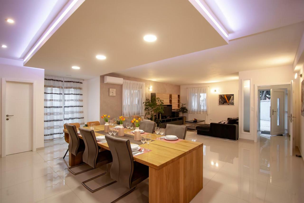 Apartman Nebo Pula Zewnętrze zdjęcie