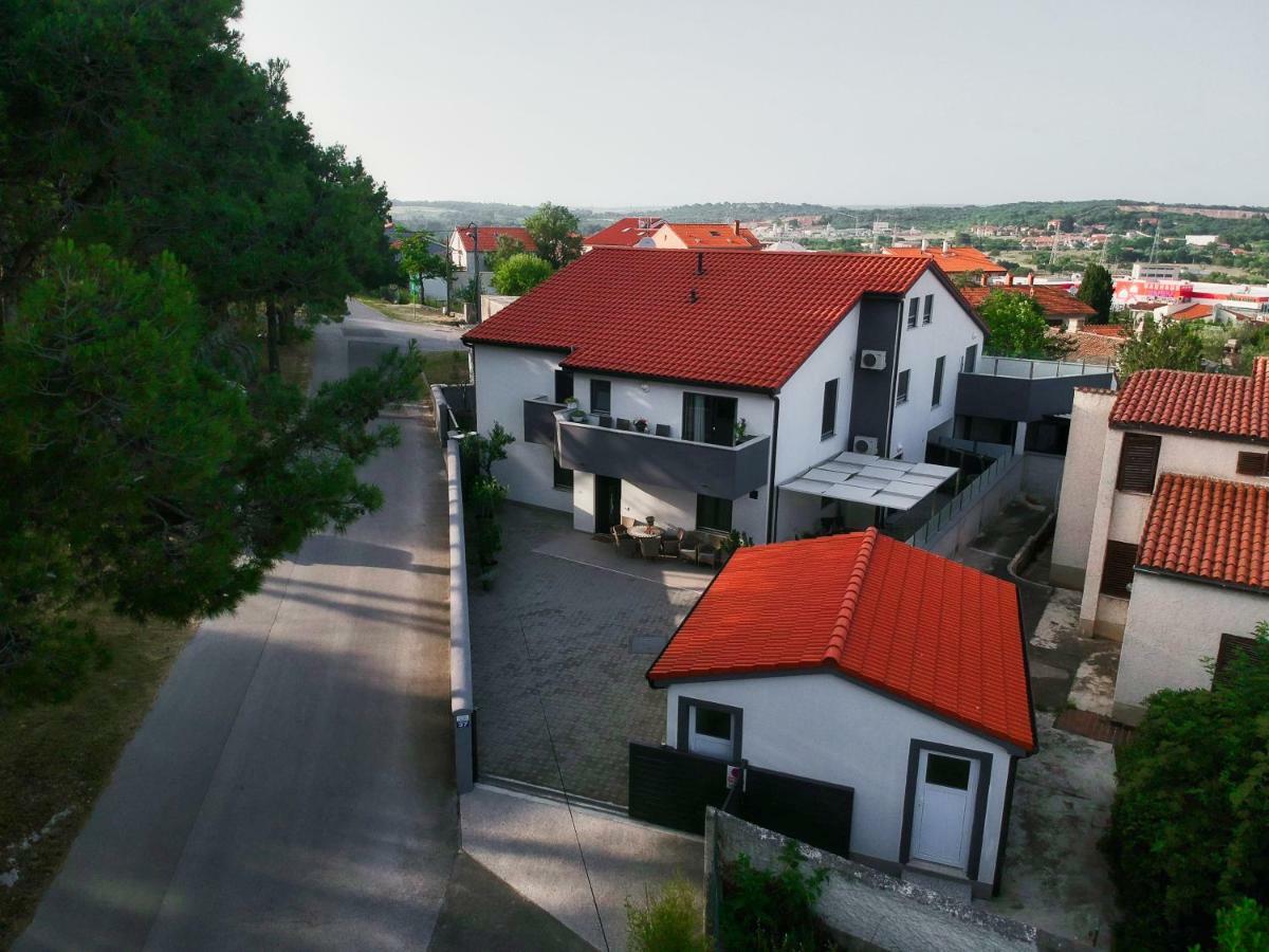 Apartman Nebo Pula Zewnętrze zdjęcie